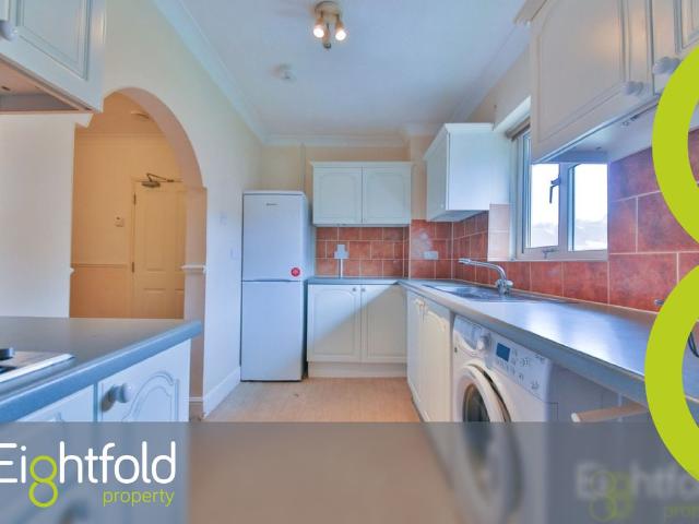 Southmount, Brighton BN1, 3 bed flat to rent, £1,950 pcm | PrimeLocation