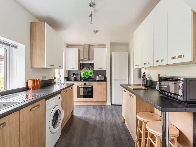 Southall Avenue, Brighton BN2, 5 bed shared accommodation to rent, £3,350 pcm | PrimeLocation