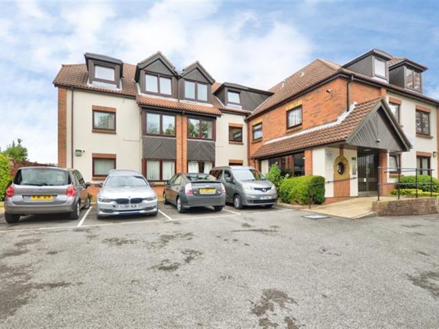Southampton, Hampshire 2 bedroom retirement property to let