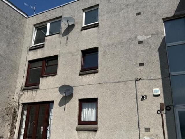 Southampton Place, Stannergate, Dundee DD4, 3 bed flat to rent, £775 pcm | PrimeLocation