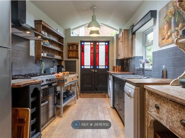 Southampton Road, Lymington SO41, 3 bed semi detached house to rent, £2,600 pcm | PrimeLocation