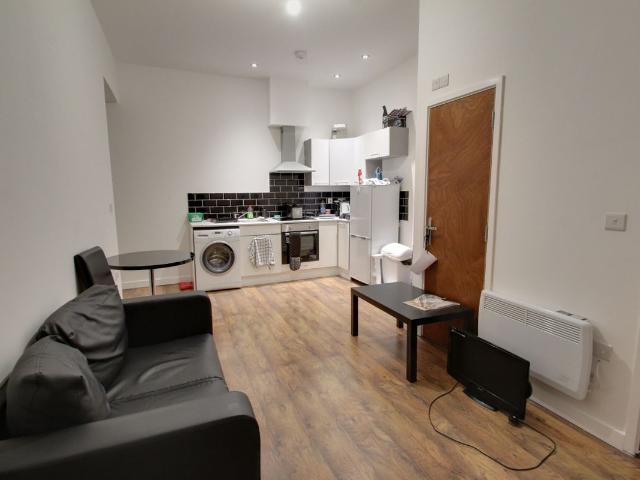 Southampton Street, Leicester LE1, 2 bed flat to rent, £1,075 pcm | PrimeLocation
