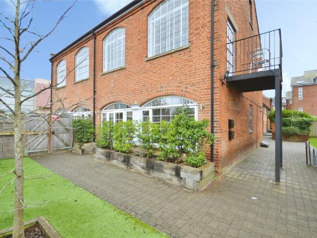 Southampton Street, Reading RG1 1 bed apartment to rent £1,150 pcm £265 pw