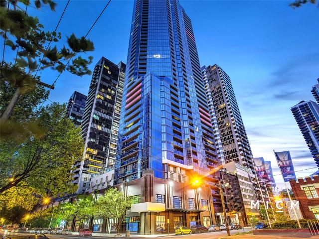 Southbank Central: Two Bedroom Aparment with Everything at Doorstep!