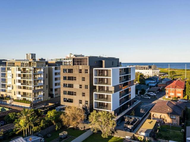 SOUTHBANK APARTMENTS 14 Beatson Street WOLLONGONG