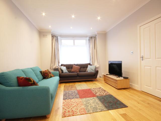 Southbourne Avenue, NW9