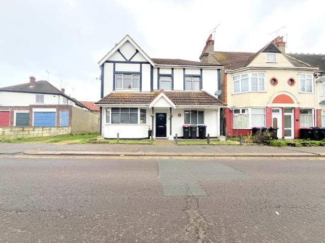 Southbourne Grove, Westcliff on Sea SS0 6 bed house of multiple occupation to rent £800 pcm £185 pw