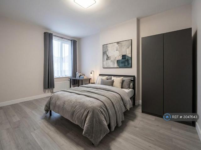 Southbourne Grove, Westcliff On Sea, SS0 1 bed in a house share to rent £600 pcm £138 pw