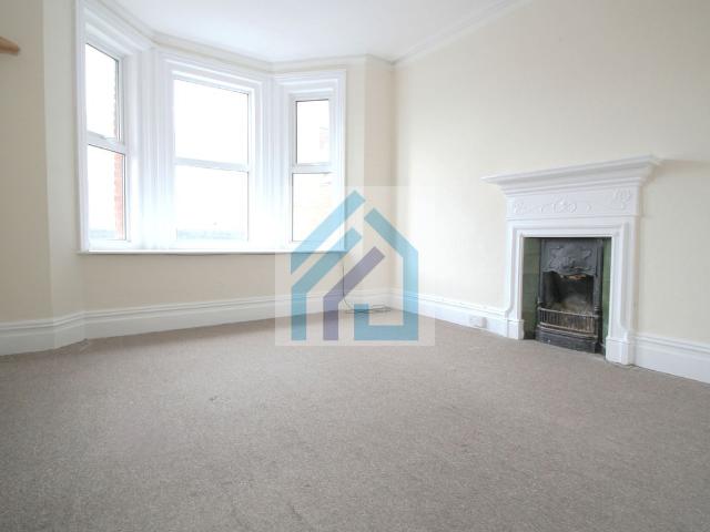 Southbourne Grove, Southbourne, Bournemouth BH6, 3 bed flat to rent, £1,600 pcm | PrimeLocation