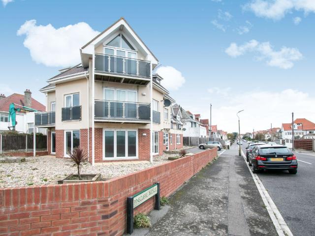 Southbourne Overcliff Drive, Bournemouth BH6, 2 bed flat to rent, £1,250 pcm | PrimeLocation
