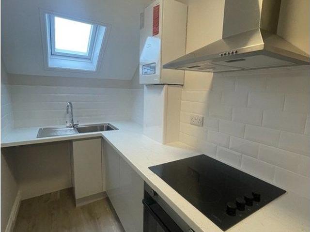 Southbourne Road, Bournemouth BH6, Studio to rent, £850 pcm | PrimeLocation