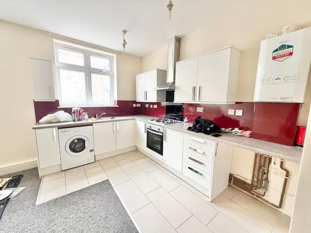 Southbridge Road, Croydon CR0, 1 bed flat to rent, £1,300 pcm | PrimeLocation