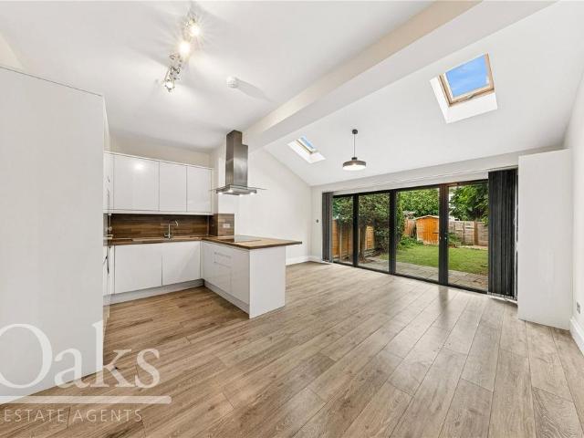 Southcote Road, South Norwood 4 bed house to rent £3,000 pcm £692 pw