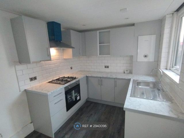 Southdale Road, Liverpool L15, 3 bed terraced house to rent, £925 pcm | PrimeLocation