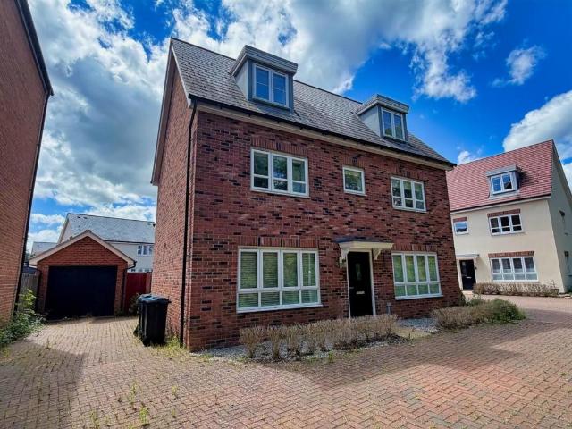 Southdown Grove, Whitehouse, Milton. 3 bed detached house to rent £1,895 pcm £437 pw