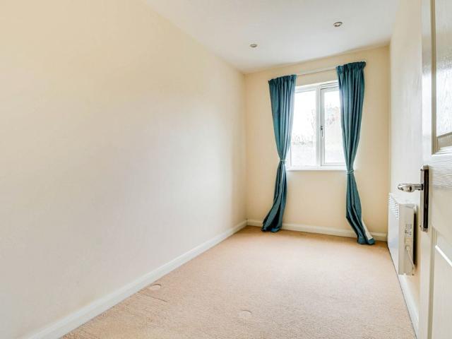Southdown Road, Harpenden, AL5 1NY