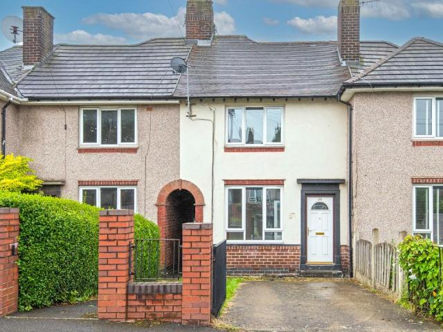 Southey Green Road, Sheffield S5 2 bed terraced house to rent £850 pcm £196 pw