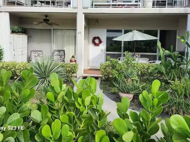 Southeast 10th Street, Pompano Beach, FL