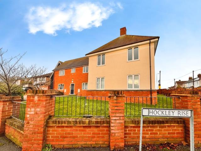Southend Road, Hockley SS5, 2 bed flat to rent, £1,250 pcm | PrimeLocation