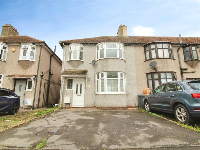 Southern Way, Romford, Essex RM7, 3 bed semi detached house to rent, £1,950 pcm | PrimeLocation