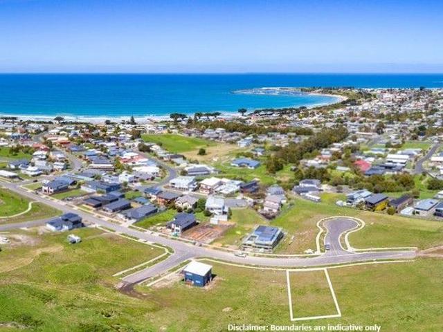 SOUTHERN OCEAN VIEWS STUNNING BLANK CANVAS