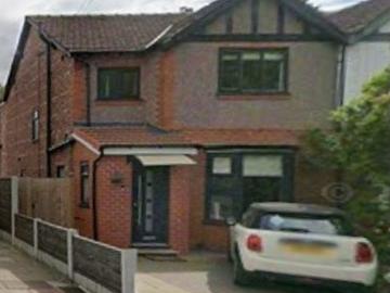 Ashton upon Mersey, M33 - Garden, Equipped kitchen