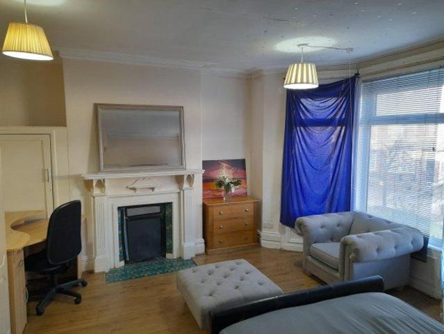 Southfield, Middlesbrough, Middlesbrough, Teesside University District TS1, 3 bed semi detached house to rent, £325 pppm | PrimeLocation