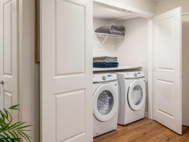 Southfield Green Apartments 2 Bedroom Apartment for Rent at 1250 & 1250 Southfield Drive, Tecumseh, ON N8N 0J7
