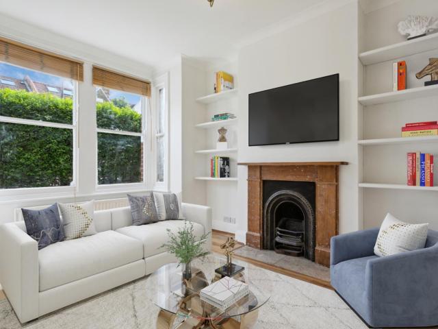Southfield Road, Central Chiswick, W4