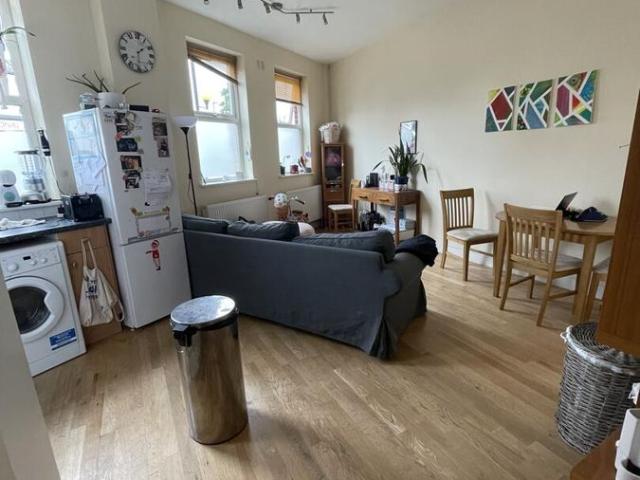 Southfield Road, Chiswick W4, 2 bed property to rent, £2,050 pcm | PrimeLocation