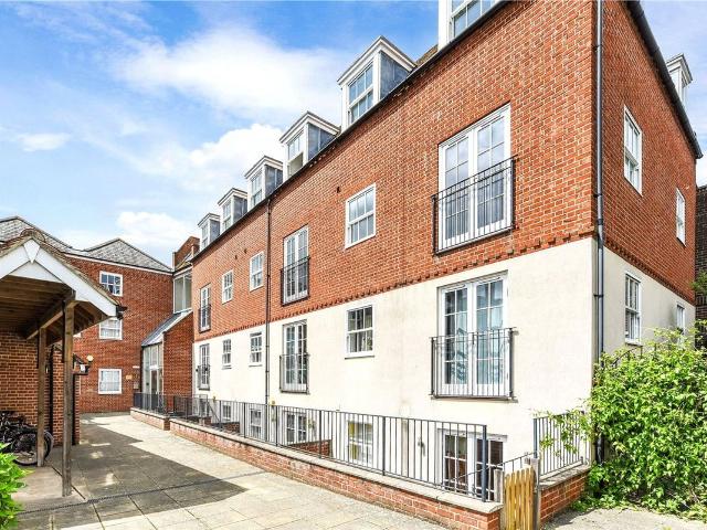 Southgate, Chichester PO19, 1 bed property to rent, £900 pcm | PrimeLocation