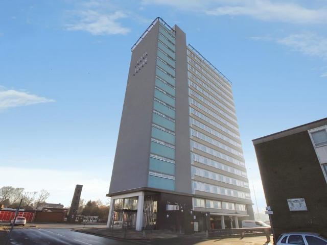 Southgate, Hertfordshire SG1 2 bed flat to rent £1,350 pcm £312 pw