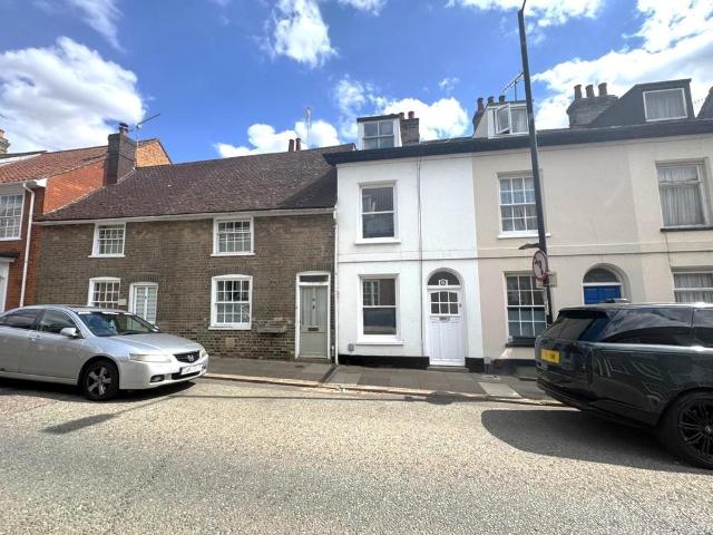 Southgate Street, Bury St. Edmunds 3 bed terraced house to rent £1,695 pcm £391 pw