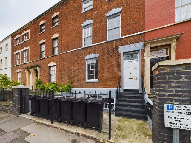 Southgate Street, Gloucester GL1, Studio to rent, £695 pcm | PrimeLocation