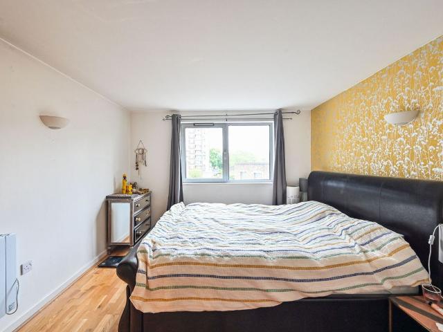 Southgate Road, De Beauvoir Town, London N1, 2 bed flat to rent, £4,500 pcm | PrimeLocation