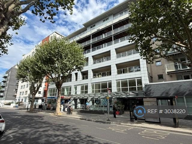 Southgate Road, London, N1 1 bed flat to rent £2,750 pcm £635 pw