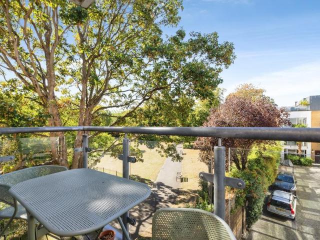 Southgate Road, N1 1 bed flat to rent £3,000 pcm £692 pw
