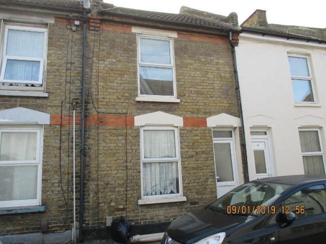 Southill Rd, Chatham ME4, 3 bed terraced house to rent, £1,250 pcm | PrimeLocation