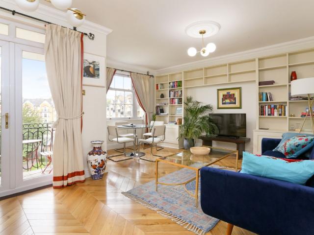 Southlands Drive, Wimbledon SW19, 2 bed flat to rent, £4,000 pcm | PrimeLocation