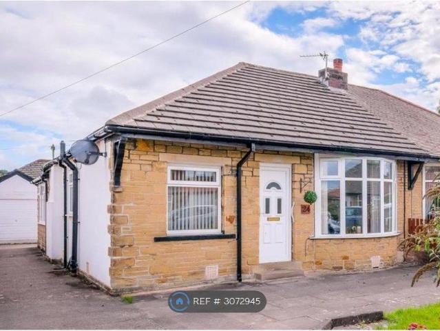 Southland's Grove, Bradford BD13, 3 bed semi detached house to rent, £1,250 pcm | PrimeLocation