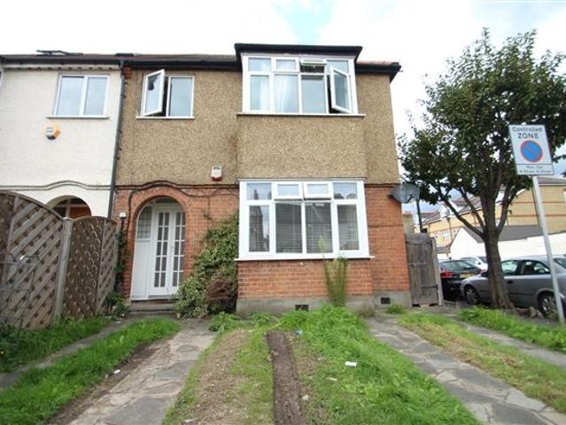 Southlands Road, Bromley, Kent BR2, 1 bed maisonette to rent, £1,350 pcm | PrimeLocation