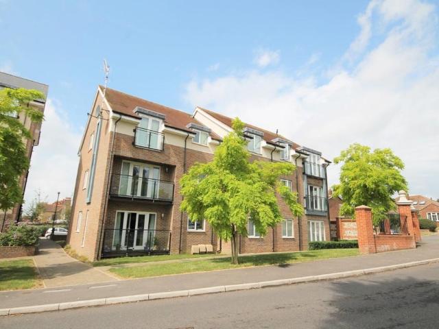 Southlands Way, Shoreham by Sea BN43 1 bed ground floor flat to rent £1,295 pcm £299 pw