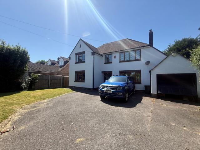 Southleigh Road, Havant PO9, 4 bed detached house to rent, £2,375 pcm | PrimeLocation