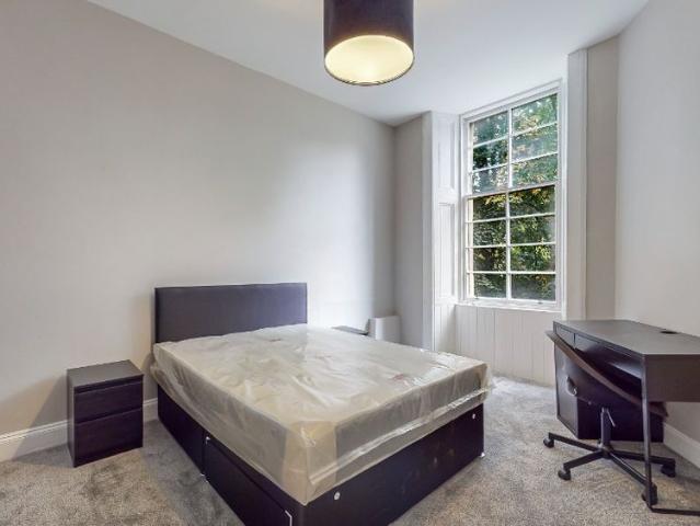 Southpark Avenue Room 7, Glasgow, G12 8JA