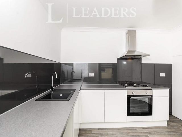 Southsea, PO5 2 bed flat to rent £1,250 pcm £288 pw