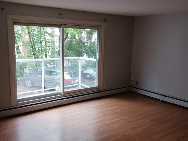 Southview Manor One Bed [object Promise] for Rent