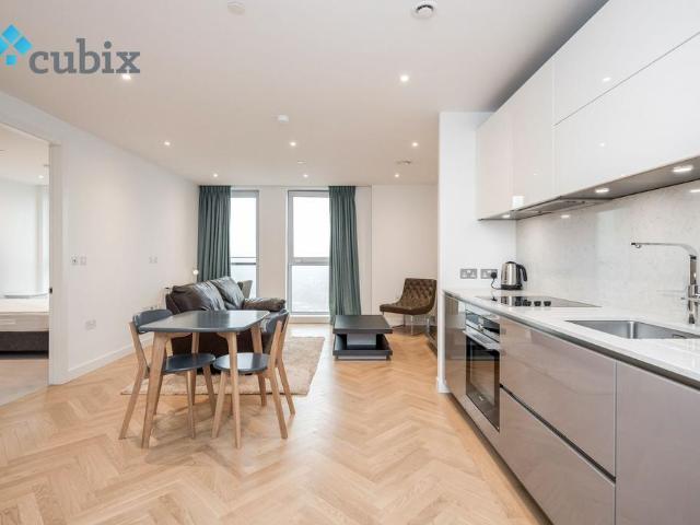Southwark Bridge Road, London SE1 1 bed apartment to rent £3,098 pcm £715 pw