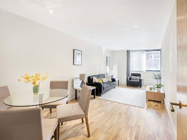 Southwark Bridge Road, London SE1, 1 bed flat to rent, £2,500 pcm | PrimeLocation