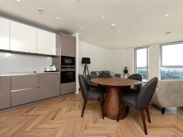 Southwark Bridge Road, London, SE1 2 bed apartment to rent £3,400 pcm £785 pw