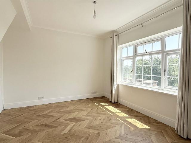Southway, Totteridge